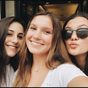 Meet your Posher, Amanda